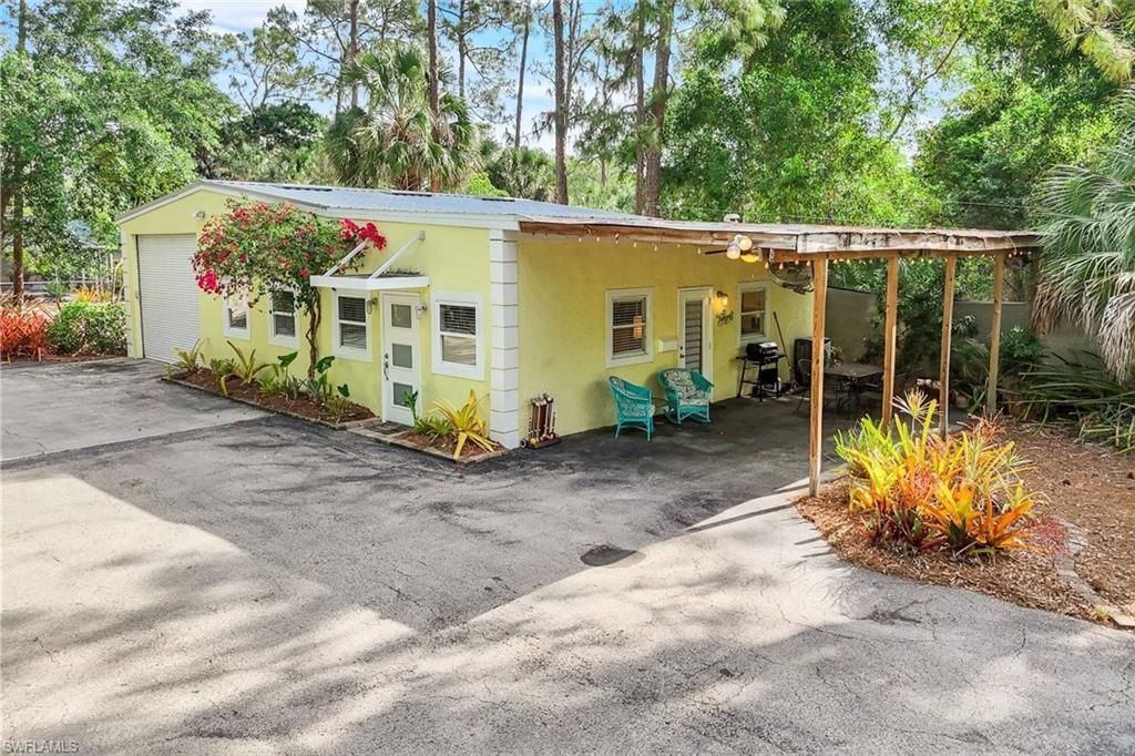 5248 Coral Wood Dr, Naples, FL 34119 Photo