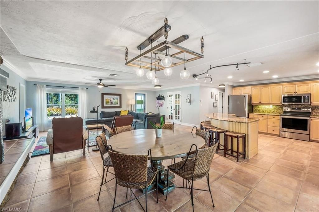 5248 Coral Wood Dr, Naples, FL 34119 Photo