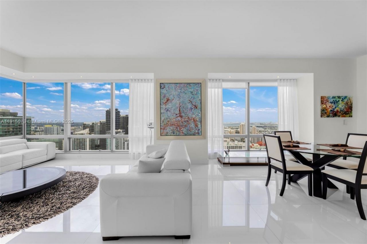 1425 Brickell Ave, Unit 54C, Miami, FL 33131 Photo