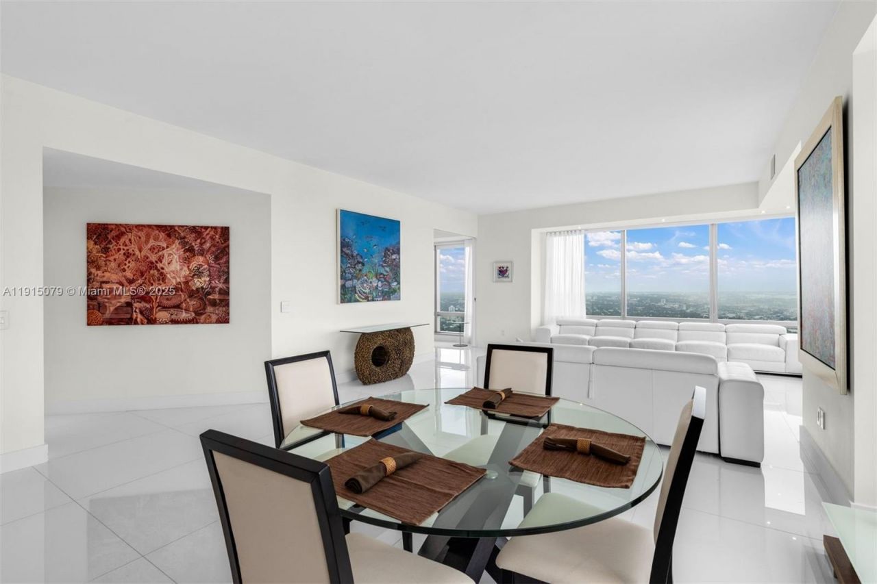 1425 Brickell Ave, Unit 54C, Miami, FL 33131 Photo