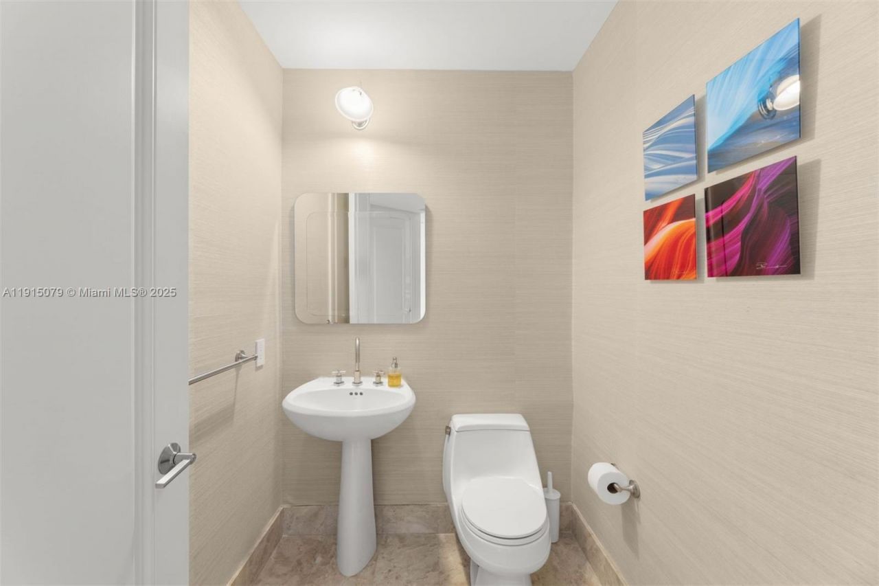 1425 Brickell Ave, Unit 54C, Miami, FL 33131 Photo