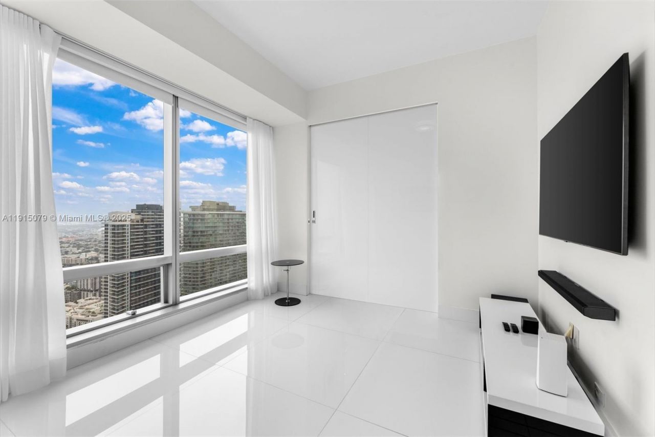 1425 Brickell Ave, Unit 54C, Miami, FL 33131 Photo