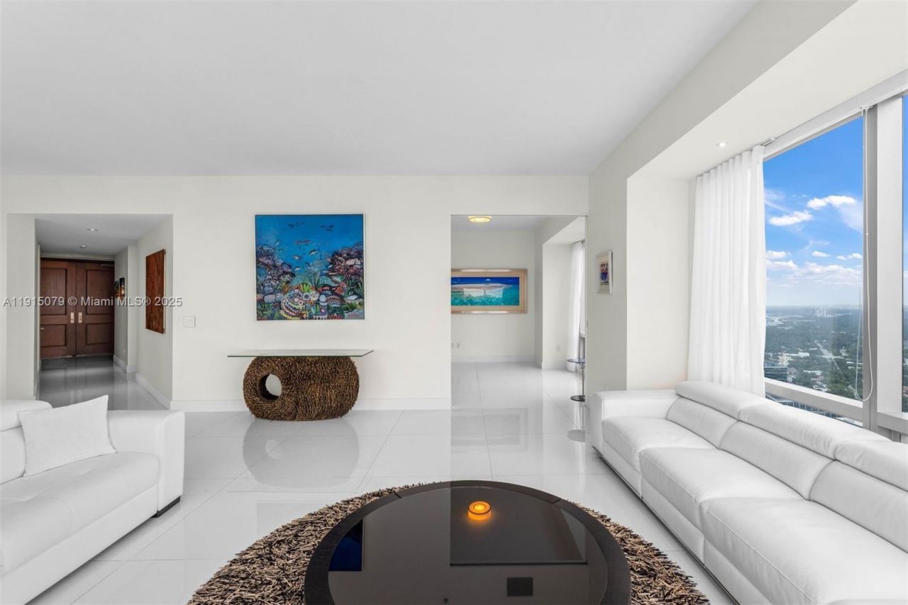 1425 Brickell Ave, Unit 54C, Miami, FL 33131 Photo