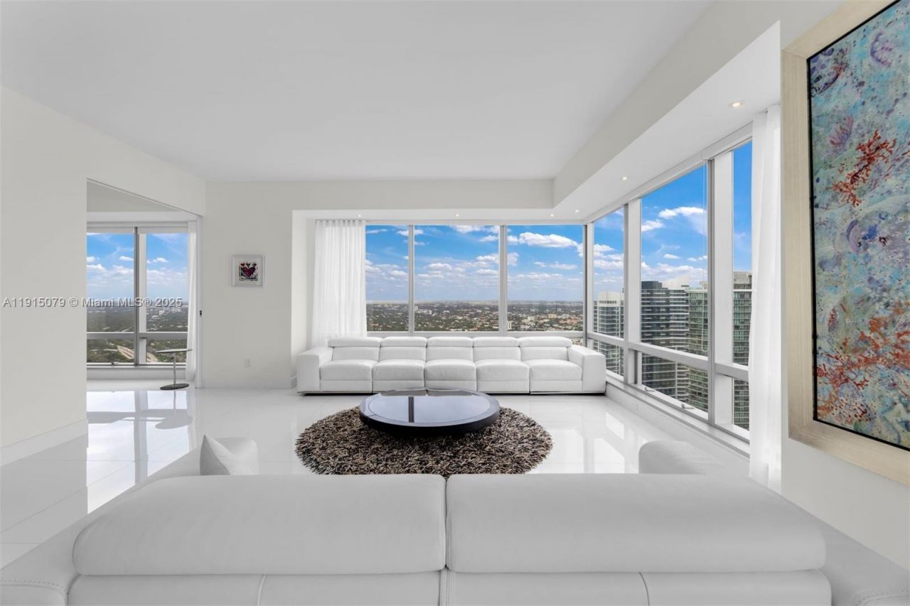 1425 Brickell Ave, Unit 54C, Miami, FL 33131 Photo