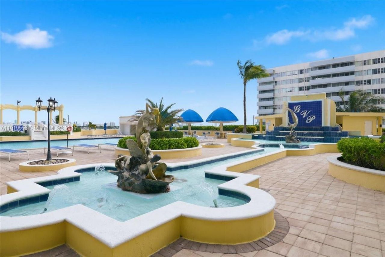 7601 E Treasure Dr, Unit # 2109, North Bay Village, FL 33141 Photo