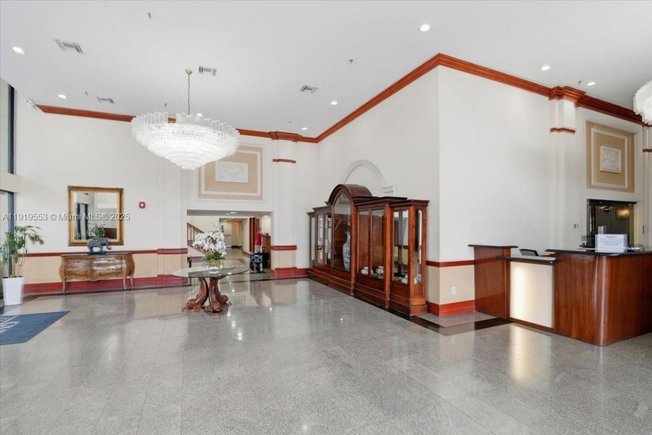 7601 E Treasure Dr, Unit # 2109, North Bay Village, FL 33141 Photo