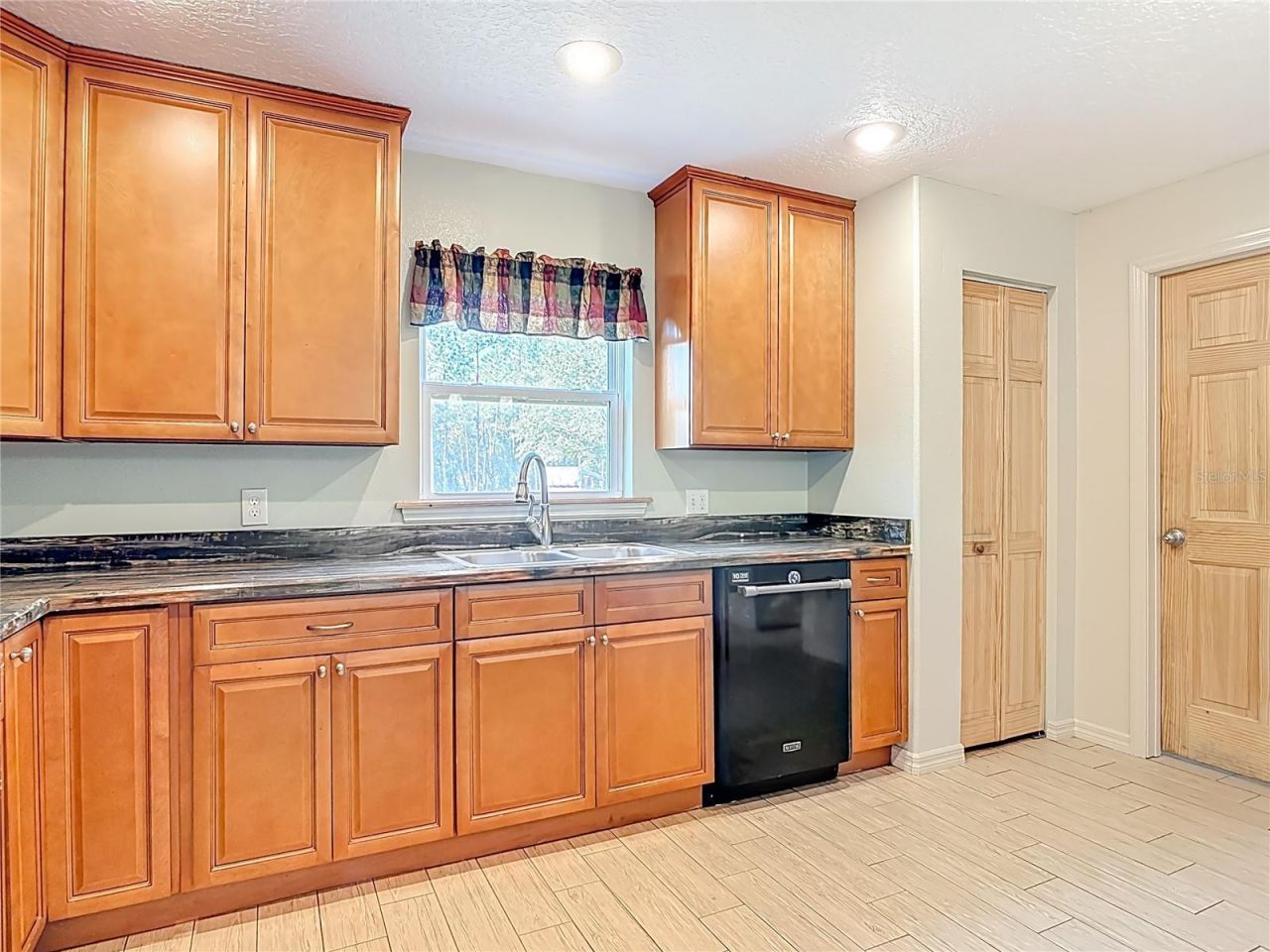 6100 Winning Wood Trail, De Leon Springs, FL 32130 Photo