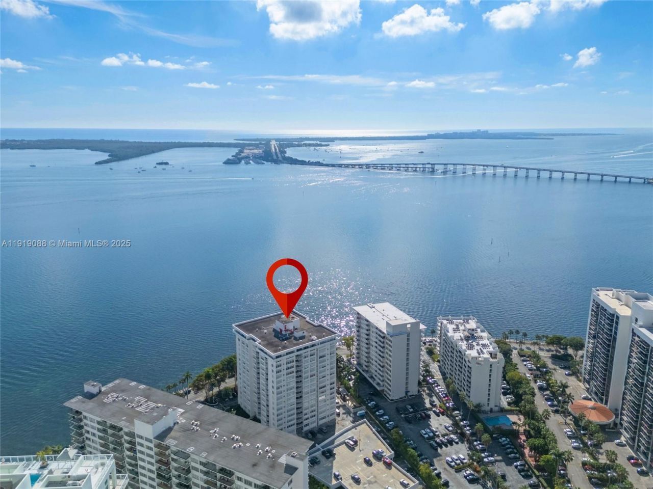 1420 Brickell Bay Dr, Unit 608B, Miami, FL 33131 Photo