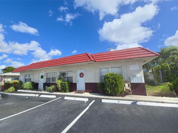 3980 NW 30th Terrace, Lauderdale Lakes, FL 33309