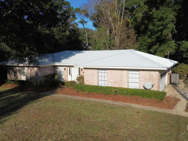 90 Paddock Drive, Fairhope, AL 36532