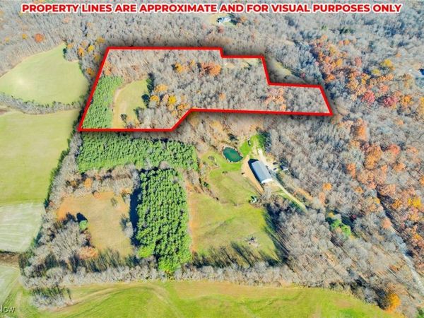 Mulberry Road SE, Mount Perry, OH 43760