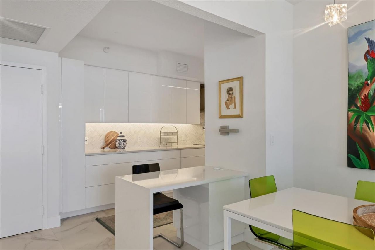 1800 Benjamin Franklin Drive, Unit A205, Sarasota, FL 34236 Photo