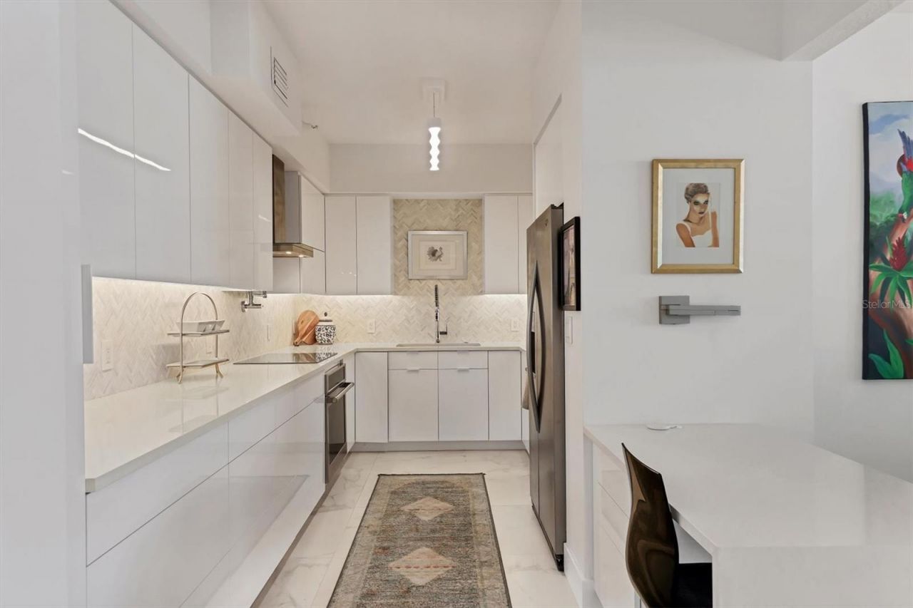 1800 Benjamin Franklin Drive, Unit A205, Sarasota, FL 34236 Photo