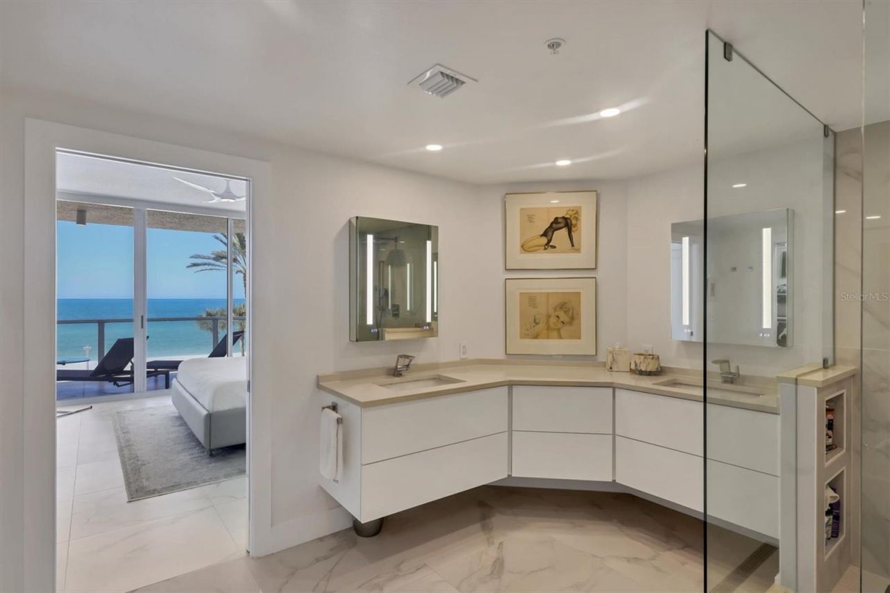 1800 Benjamin Franklin Drive, Unit A205, Sarasota, FL 34236 Photo