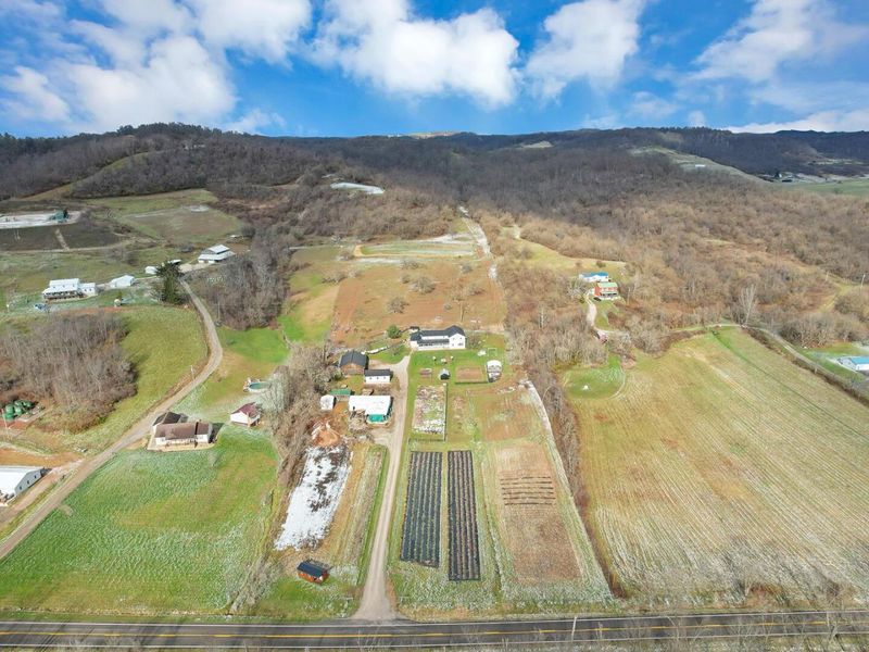 55385 Seneca Lake Road, Quaker City, OH 43773 Photo 46