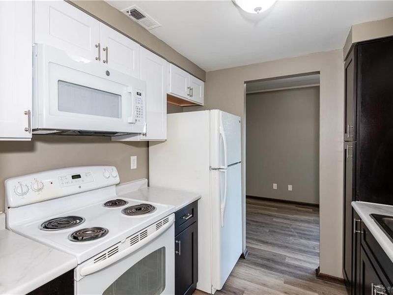 1792 Cherokee Drive, Unit F, Dayton, OH 45449 Photo 11