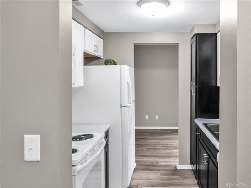 1792 Cherokee Drive, Unit F, Dayton, OH 45449 Photo 3