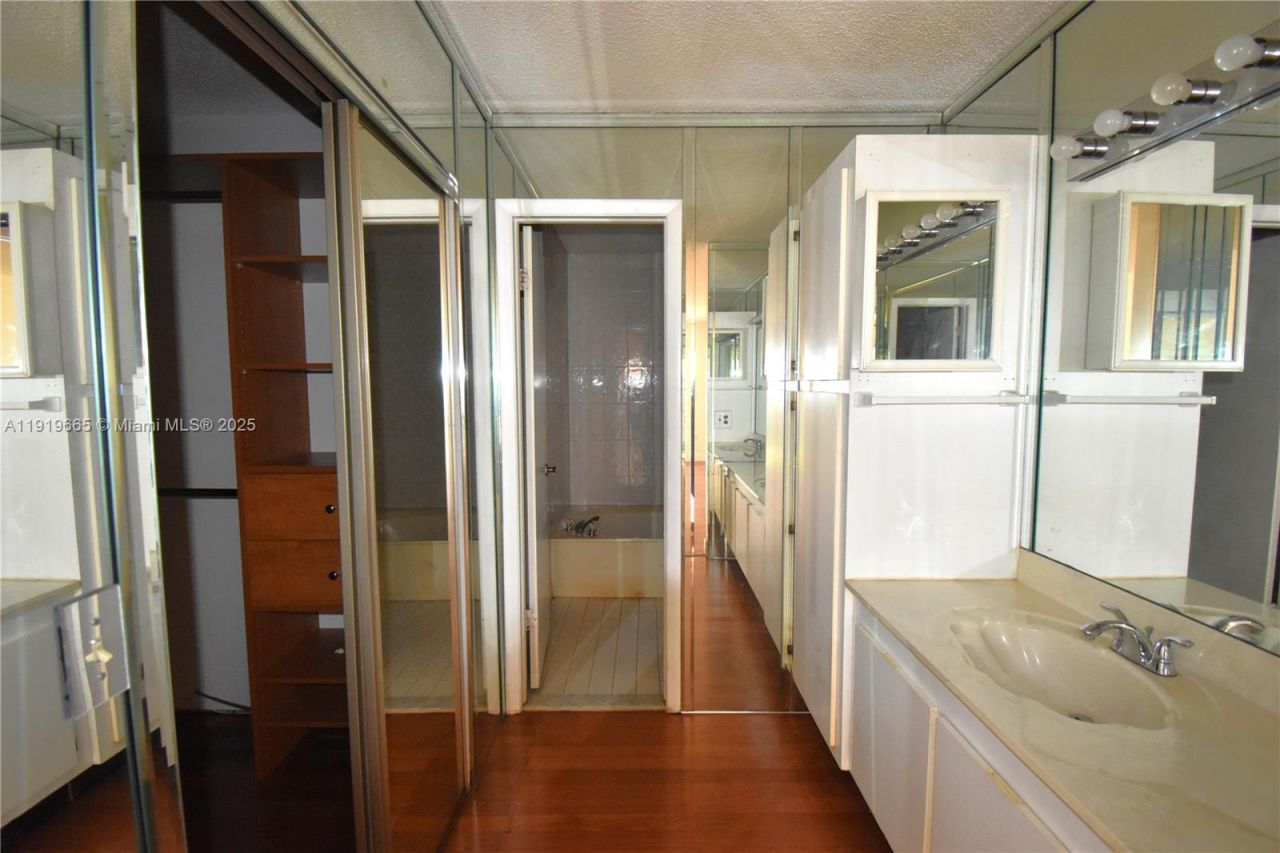 3081 NW 123rd Ave, Sunrise, FL 33323 Photo