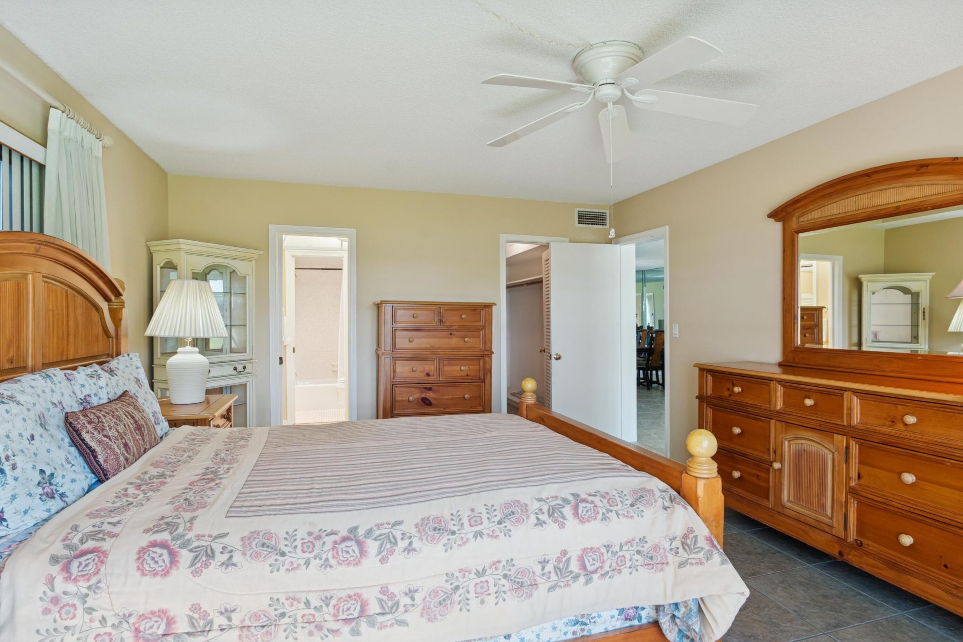 157 Atlantis Boulevard, Unit 104, Atlantis, FL 33462 Photo
