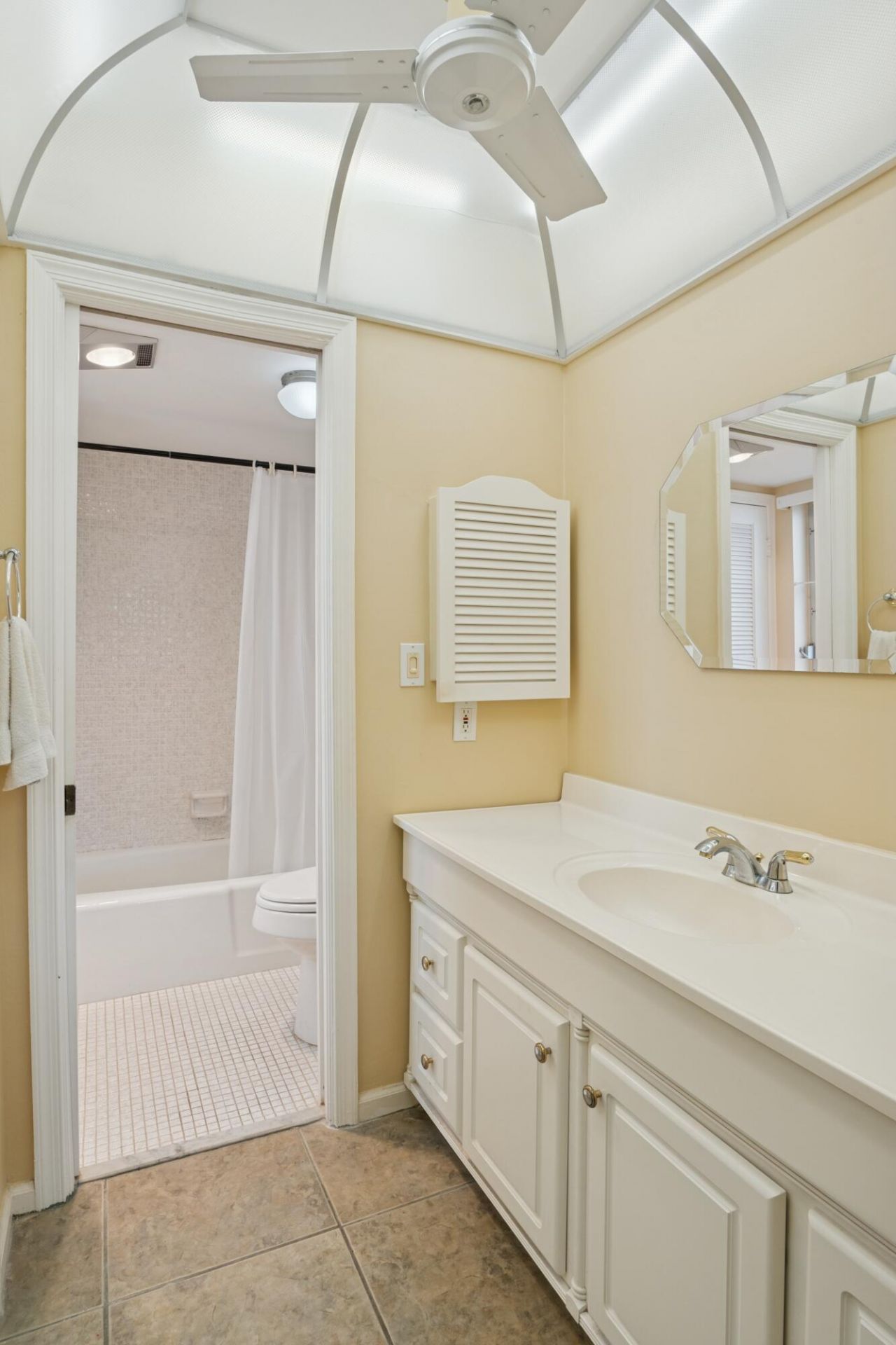 157 Atlantis Boulevard, Unit 104, Atlantis, FL 33462 Photo