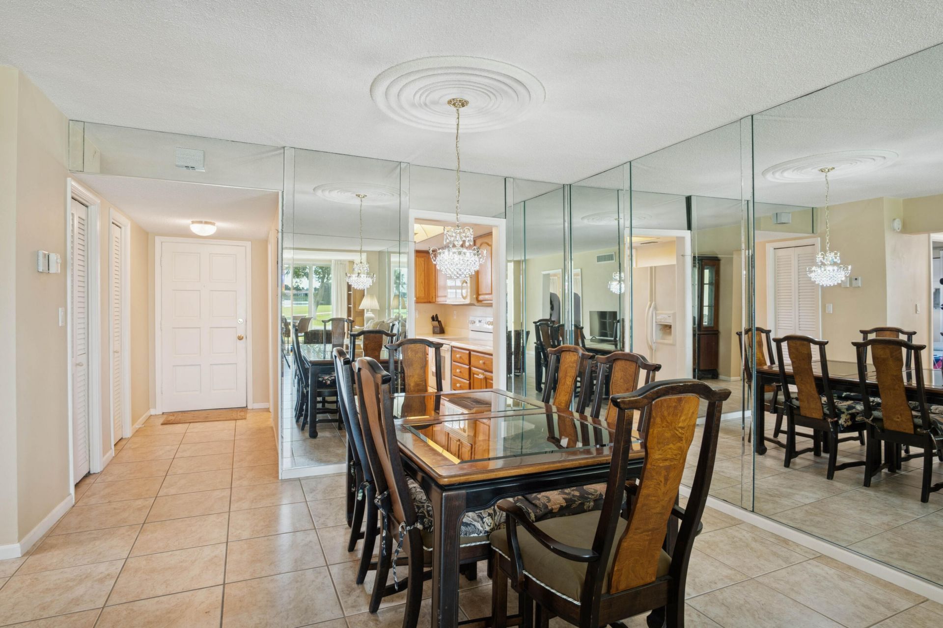 157 Atlantis Boulevard, Unit 104, Atlantis, FL 33462 Photo