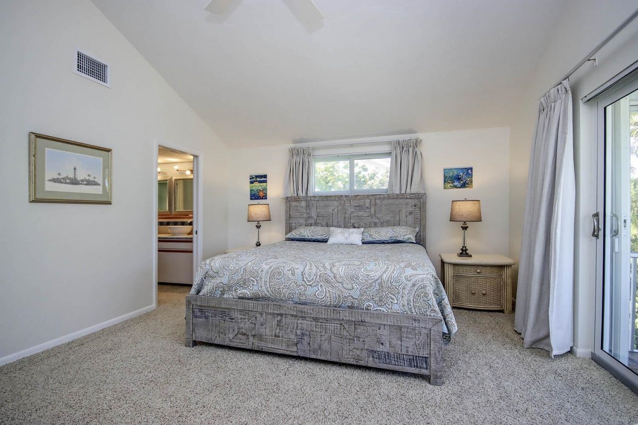 3284 Twin Lakes Lane, Sanibel, FL 00000 Photo