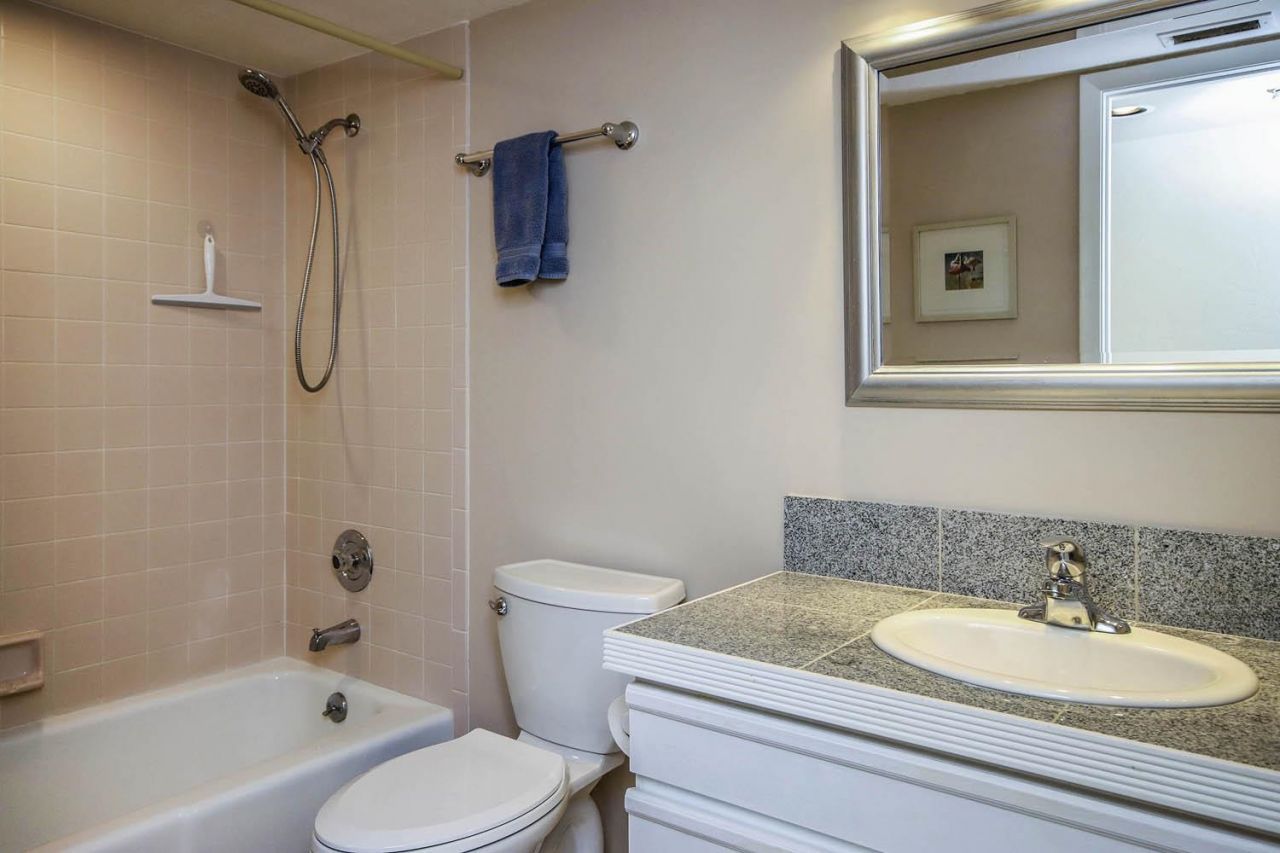 3284 Twin Lakes Lane, Sanibel, FL 00000 Photo