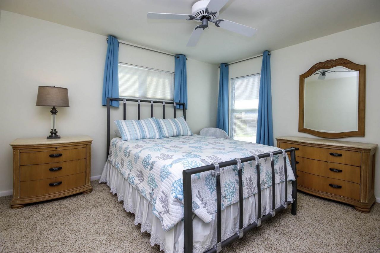 3284 Twin Lakes Lane, Sanibel, FL 00000 Photo