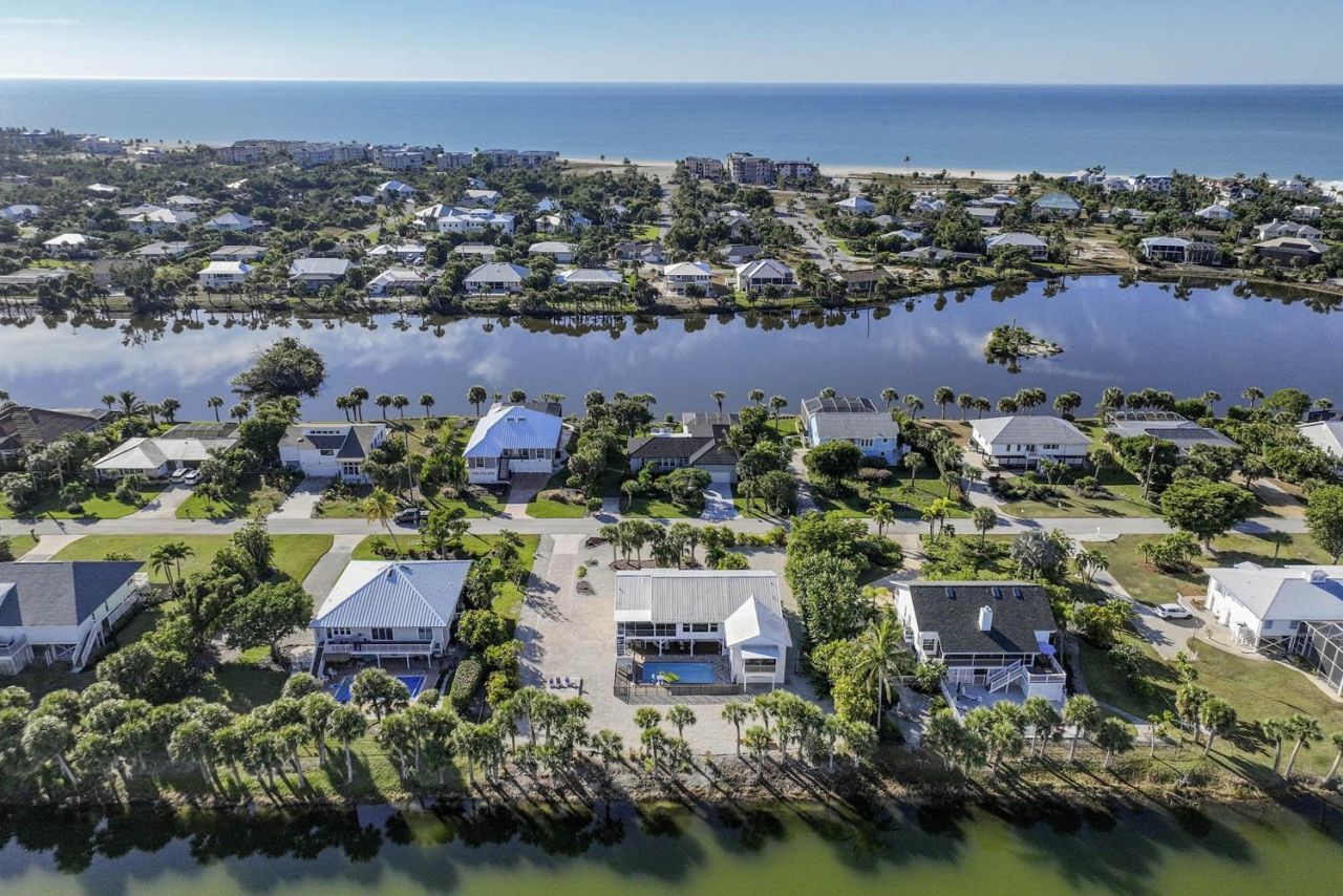 3284 Twin Lakes Lane, Sanibel, FL 00000 Photo