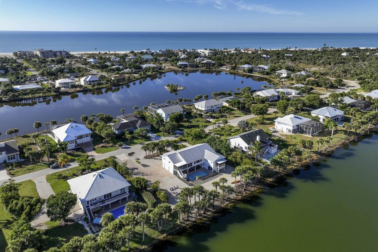 3284 Twin Lakes Lane, Sanibel, FL 00000 Photo