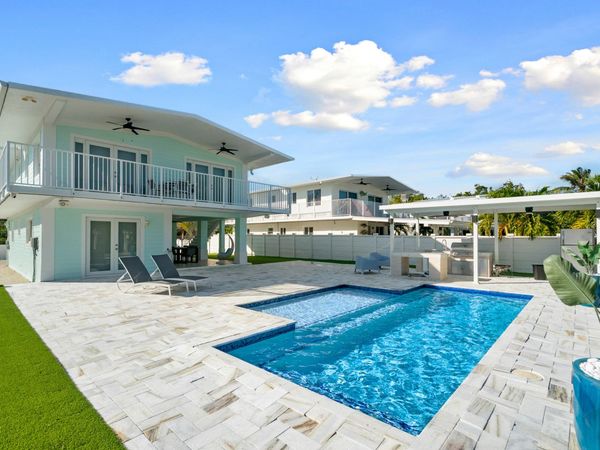 204 La Paloma Road, KEY LARGO, FL 33037