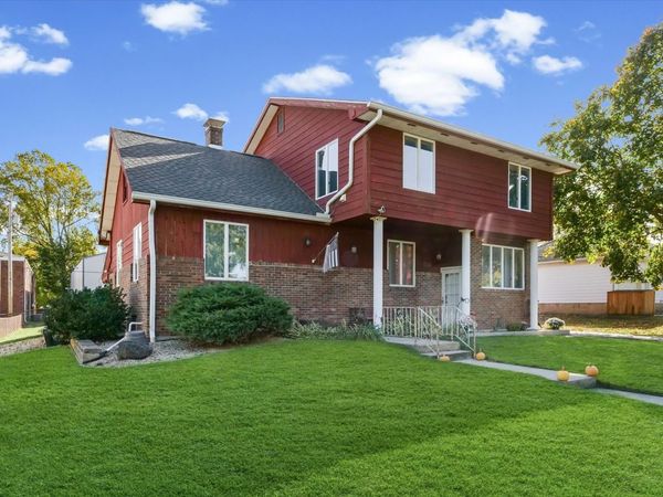 300 N Lincoln Street, Thomasboro, IL 61878