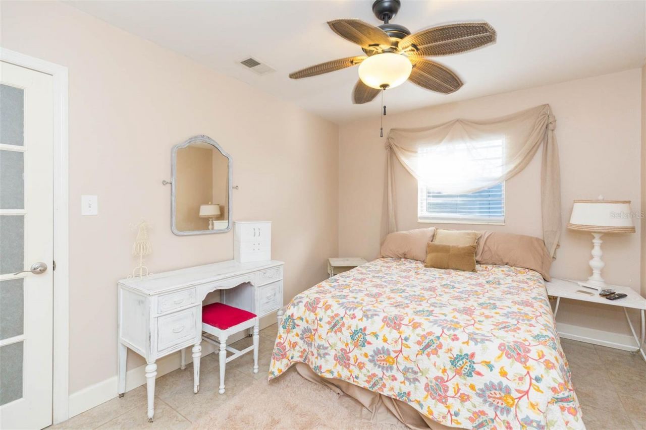 4206 W Wisconsin Avenue, Tampa, FL 33616 Photo