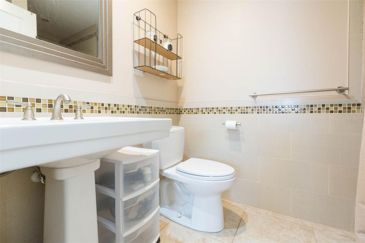 4206 W Wisconsin Avenue, Tampa, FL 33616 Photo