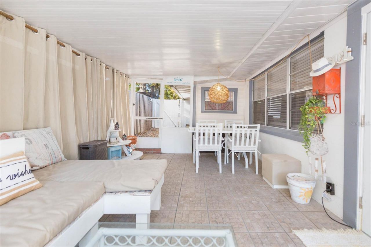 4206 W Wisconsin Avenue, Tampa, FL 33616 Photo