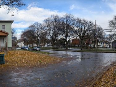 94 Peck Street, Rochester, NY 14609