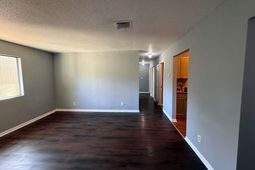 2000 Greens Blvd. photo 4