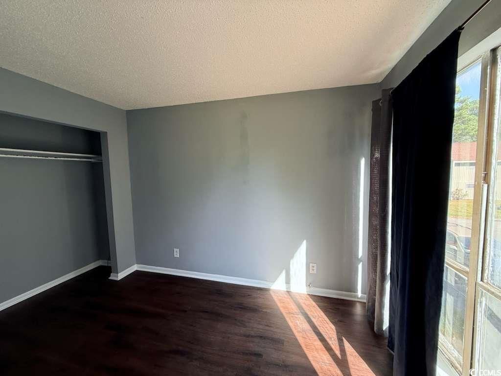 2000 Greens Blvd. Photo 8