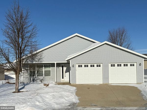 6884 22nd Loop N, Saint Cloud, MN 56303