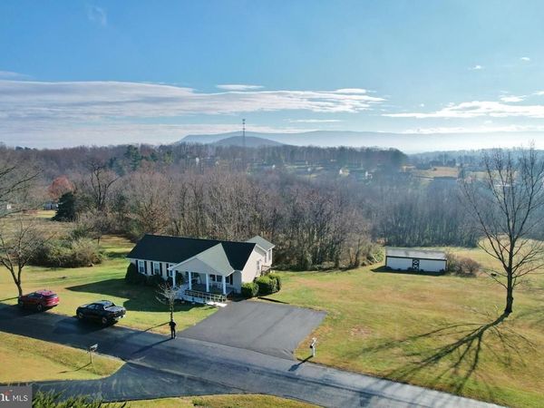 522 MANOR HILL DRIVE, TOMS BROOK, VA 22660