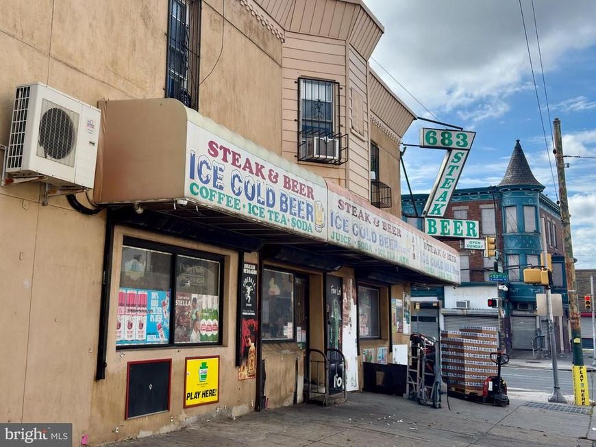 683 N 52nd Street, Philadelphia, PA 19131 Main Photo