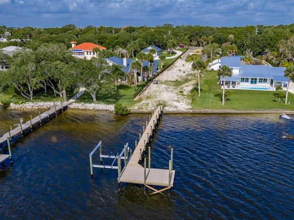 9680 Riverview Drive, Micco, FL 32976