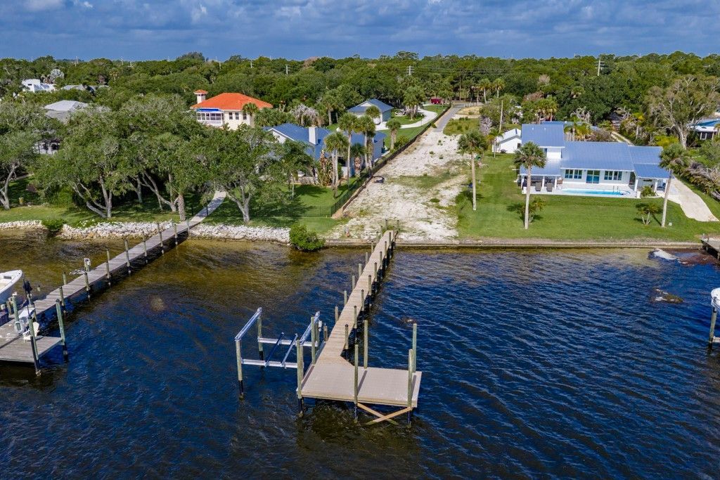 9680 Riverview Drive, Micco, FL 32976 Photo