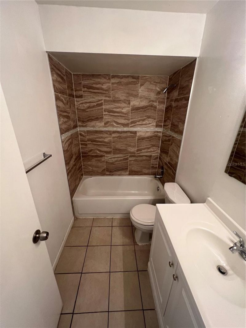 5226 Via Hacienda Circle, Unit A313, Orlando, FL 32839 Photo