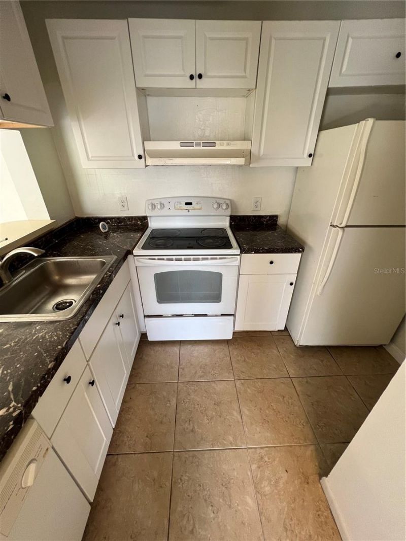 5226 Via Hacienda Circle, Unit A313, Orlando, FL 32839 Photo