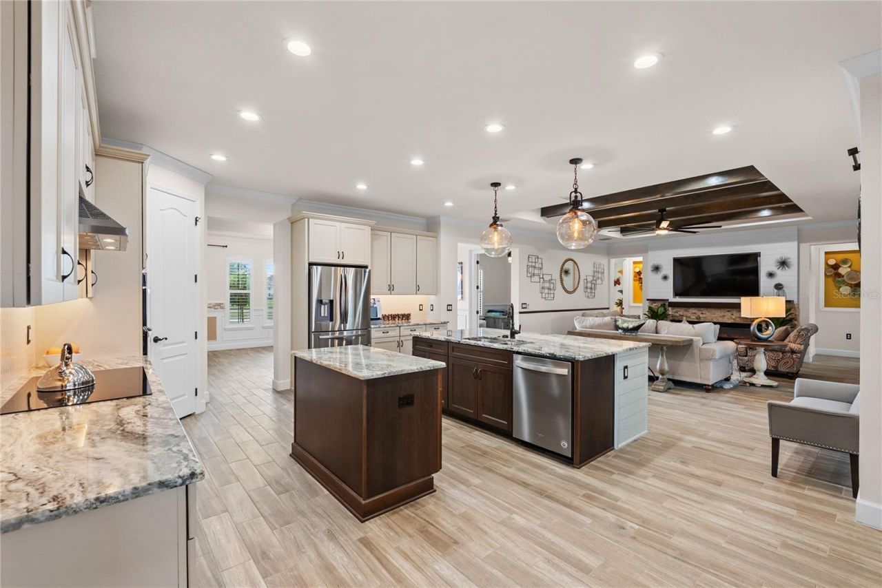 5219 Lake Venice Drive, Wimauma, FL 33598 Photo