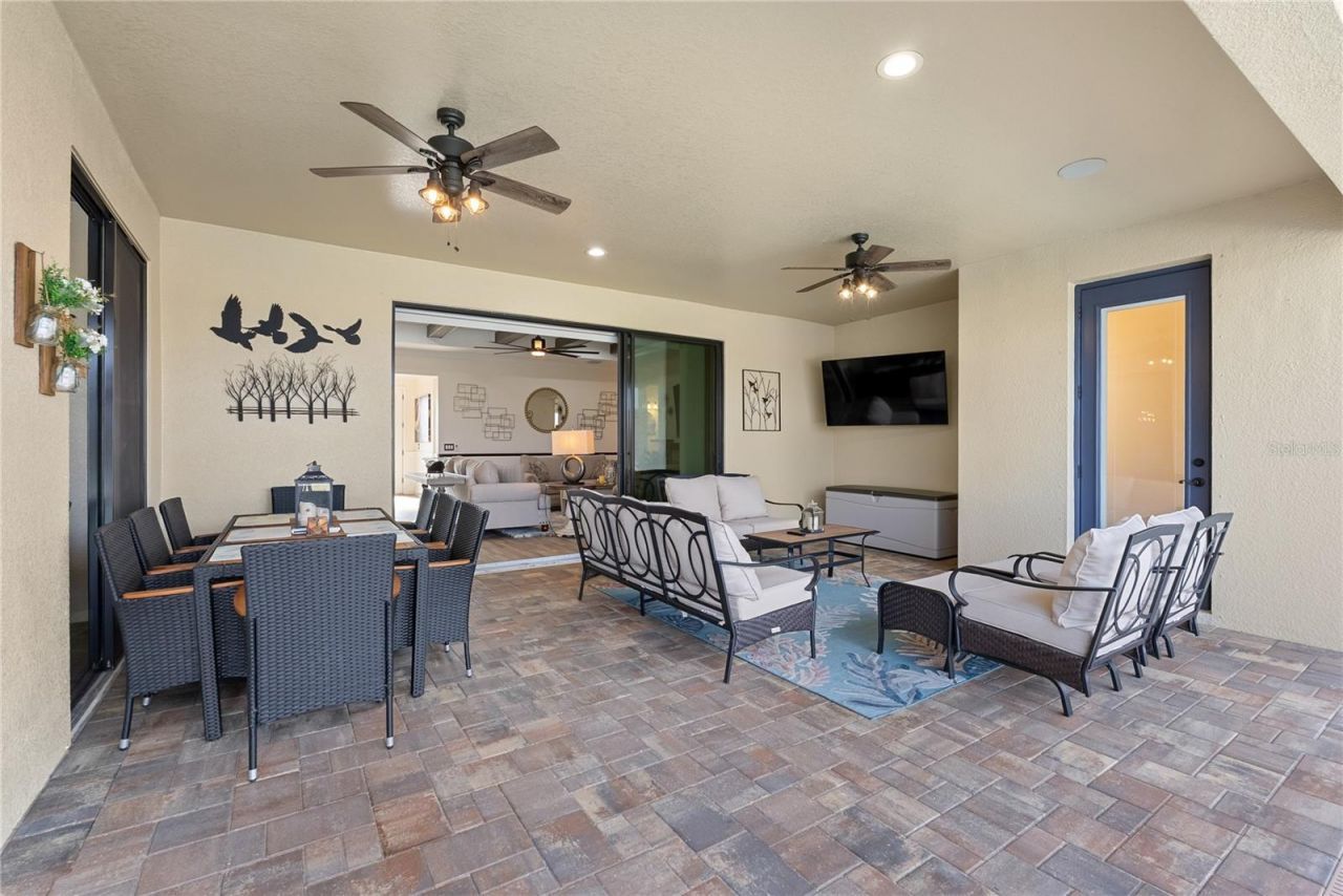 5219 Lake Venice Drive, Wimauma, FL 33598 Photo