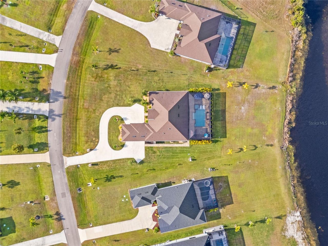 5219 Lake Venice Drive, Wimauma, FL 33598 Photo