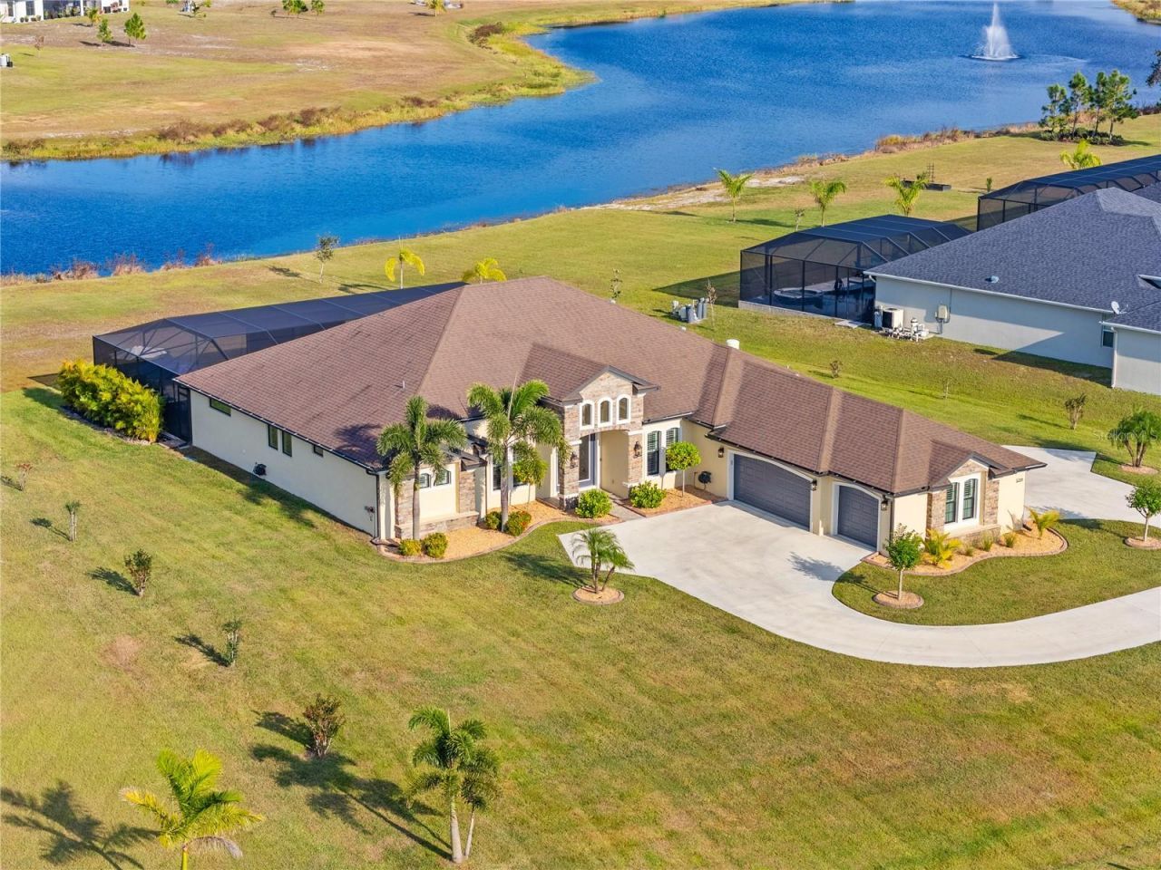 5219 Lake Venice Drive, Wimauma, FL 33598 Photo