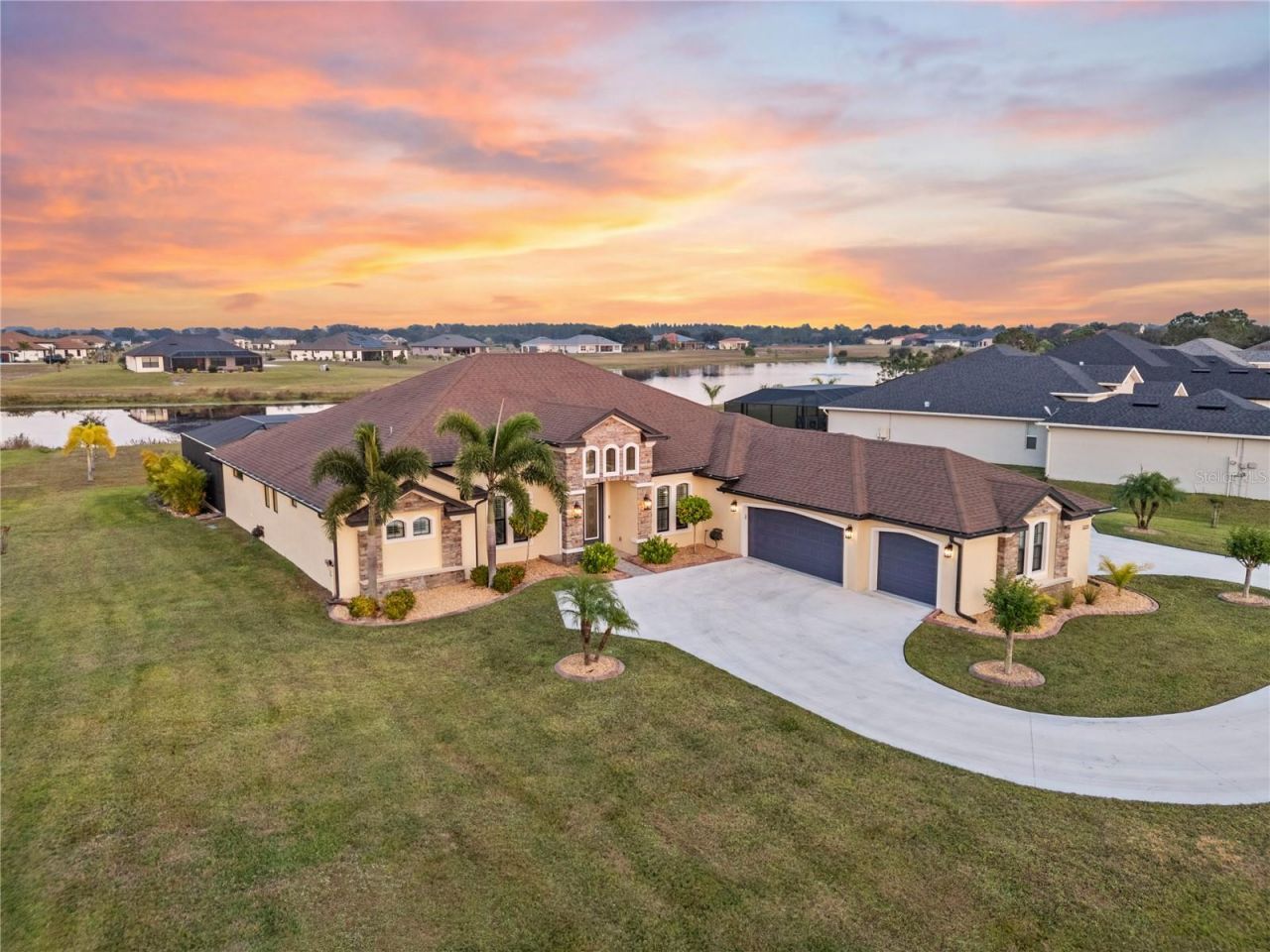 5219 Lake Venice Drive, Wimauma, FL 33598 Photo